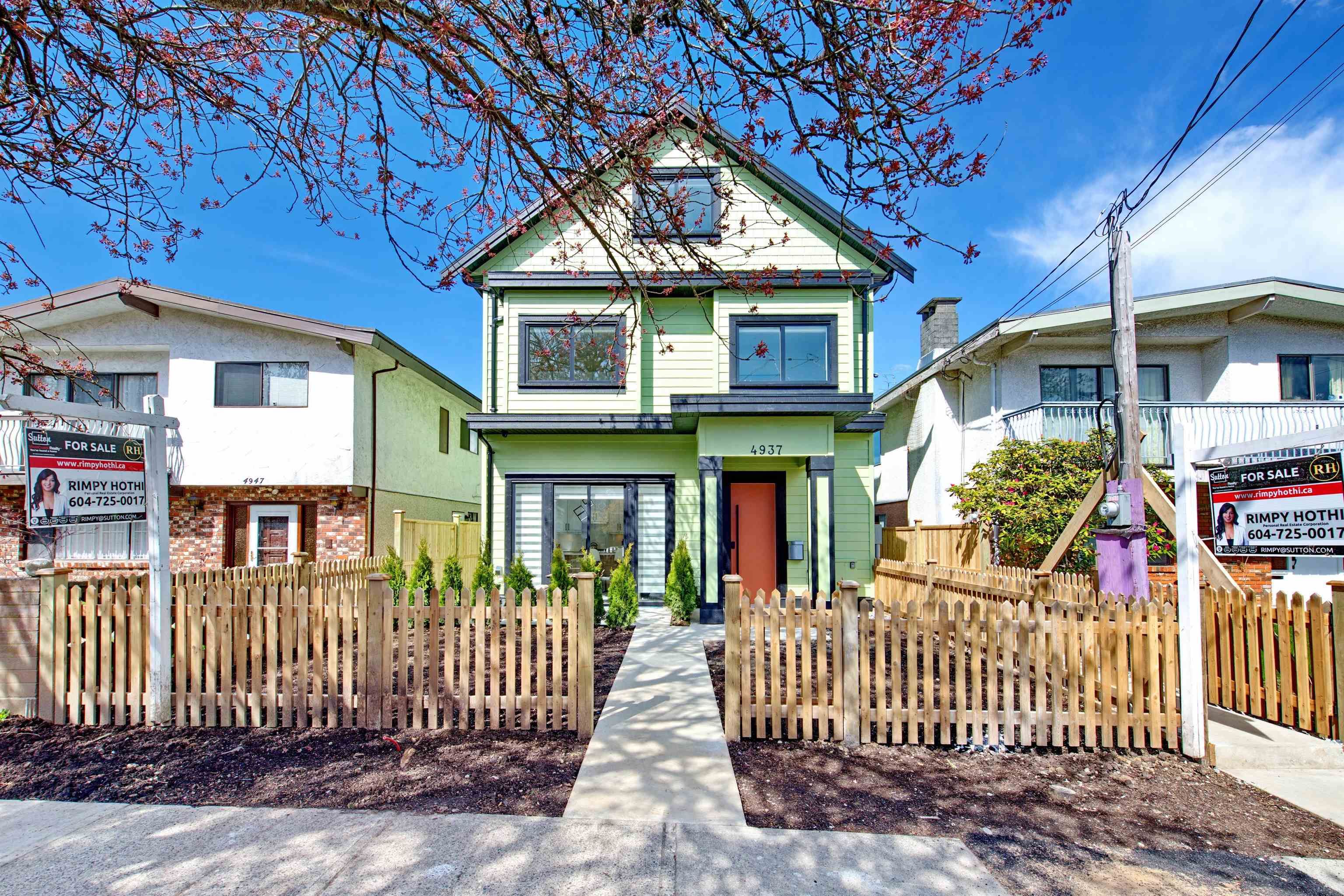 Main Photo: 4935 MOSS Street in Vancouver: Collingwood VE 1/2 Duplex for sale (Vancouver East)  : MLS®# R2678639