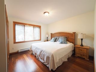 Photo 16: 4614 MONTEBELLO Place in Whistler: Whistler Village Townhouse for sale : MLS®# R2528597
