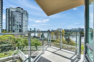 Photo 14: 606 980 COOPERAGE Way in Vancouver: Yaletown Condo for sale in "COOPERS POINTE" (Vancouver West)  : MLS®# R2874852