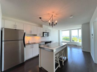 Main Photo: 811 550 TAYLOR Street in Vancouver: Downtown VW Condo for sale (Vancouver West)  : MLS®# R2890448