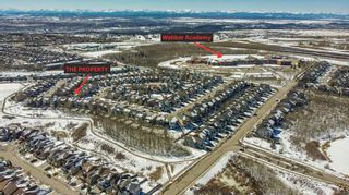 Photo 2: 62 Aspen Hills Way SW in Calgary: Aspen Woods Detached for sale : MLS®# A2120117
