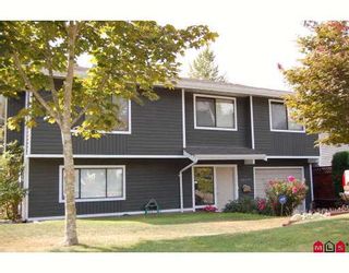 Photo 1: 35290 WELLS GRAY Avenue in Abbotsford: Abbotsford East House for sale : MLS®# F2920148