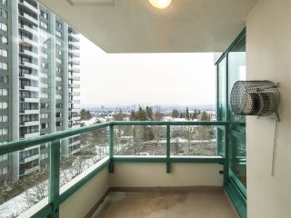 Photo 10: 807 5899 WILSON Avenue in Burnaby: Central Park BS Condo for sale in "PARAMOUNT II" (Burnaby South)  : MLS®# R2750596