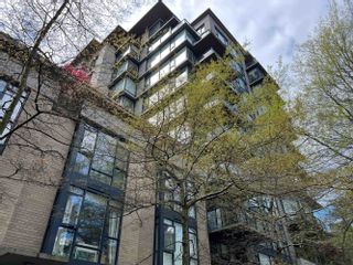 Main Photo: 402 1650 W 7TH Avenue in Vancouver: Fairview VW Condo for sale in "Virtu" (Vancouver West)  : MLS®# R2879691