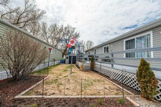 Photo 4: 57 134 Village Way: Strathmore Mobile for sale : MLS®# A2130846