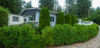 Photo 1: 38 20071 24 Avenue in Langley: Brookswood Langley Manufactured Home for sale : MLS®# R2805598