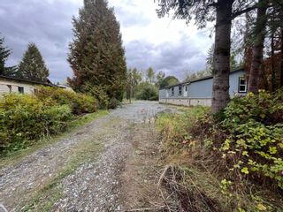 Photo 2: 25511 DEWDNEY TRUNK Road in Maple Ridge: Websters Corners Manufactured Home for sale : MLS®# R2782066