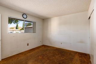 Photo 6: SANTEE House for sale : 3 bedrooms : 9509 Medina Dr