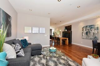 Photo 3: 25 W 15TH AVENUE in Vancouver: Mount Pleasant VW Townhouse for sale (Vancouver West)  : MLS®# R2065809