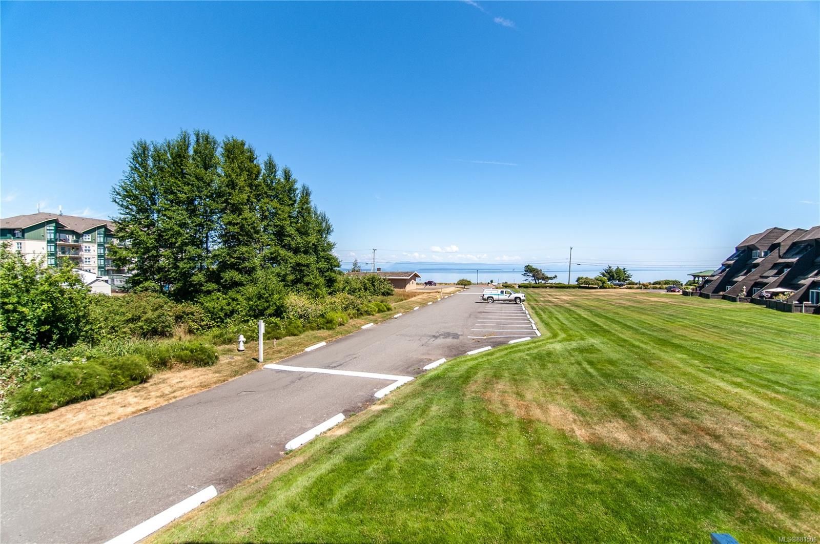 Photo 36: Photos: 205 2730 Island Hwy in Campbell River: CR Willow Point Condo for sale : MLS®# 881506