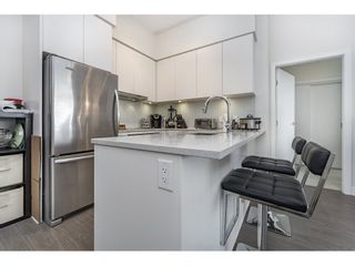 Photo 5: 712 668 COLUMBIA Street in New Westminster: Quay Condo for sale in "TRAPP AND HOLBROOK" : MLS®# R2178906