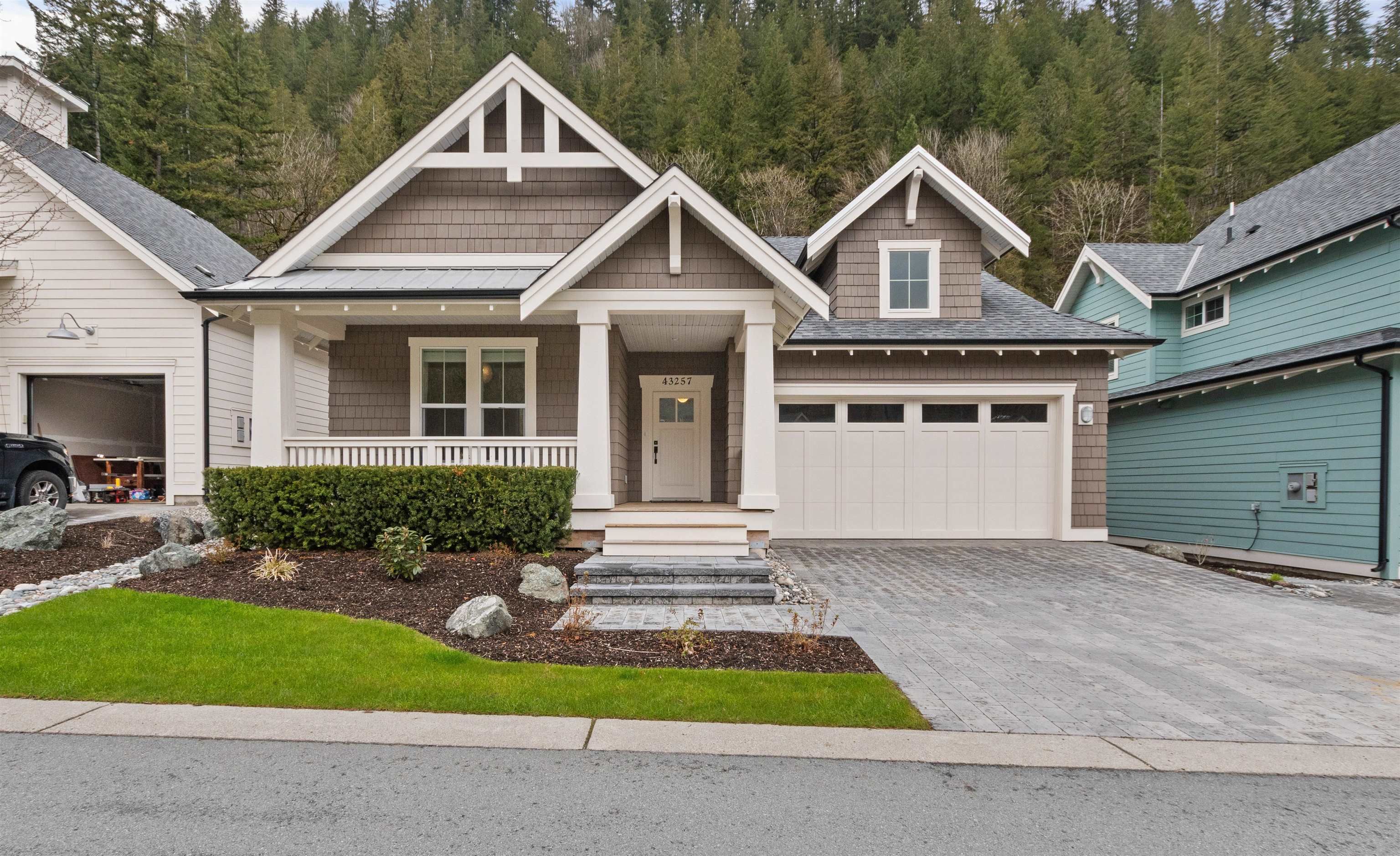 Main Photo: 43257 OLD ORCHARD Lane in Lindell Beach: Cultus Lake South House for sale in "Creekside Mills at Cultus Lake" (Cultus Lake & Area)  : MLS®# R2771399