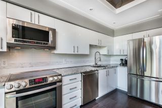 Photo 10: 704 6888 STATION HILL Drive in Burnaby: South Slope Condo for sale in "Savoy Carlton" (Burnaby South)  : MLS®# R2290116