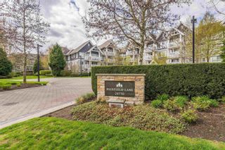 Photo 1: 112 20750 DUNCAN Way in Langley: Langley City Condo for sale in "Fairfield Lane" : MLS®# R2744413