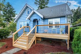 Photo 1: 760 11th St in Courtenay: CV Courtenay City House for sale (Comox Valley)  : MLS®# 914947