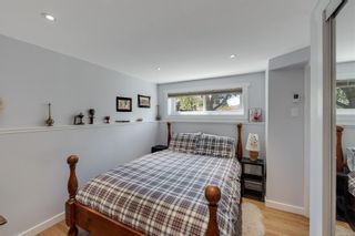 Photo 39: 702 Luscombe Pl in Esquimalt: Es Esquimalt House for sale : MLS®# 900211