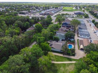Photo 44: 50 John Bruce Road in Winnipeg: Meadowood Residential for sale (2E)  : MLS®# 202121272