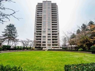 Photo 1: 303 6055 NELSON Avenue in Burnaby: Forest Glen BS Condo for sale in "LA MIRAGE II" (Burnaby South)  : MLS®# R2520525