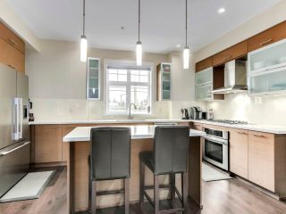Photo 8: 5439 WILLOW Street in Vancouver: Cambie Townhouse for sale in "AURA AT OAKRIDGE" (Vancouver West)  : MLS®# R2527541