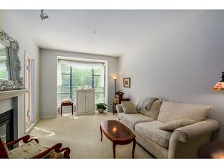 Photo 7: # 209 2175 SALAL DR in Vancouver: Kitsilano Condo for sale (Vancouver West)  : MLS®# V1068944