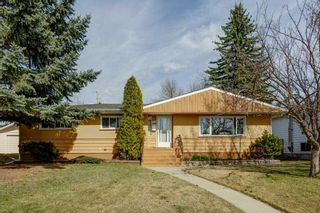 Main Photo: 5912 Thornton Road NW in Calgary: Thorncliffe Detached for sale : MLS®# A2126073