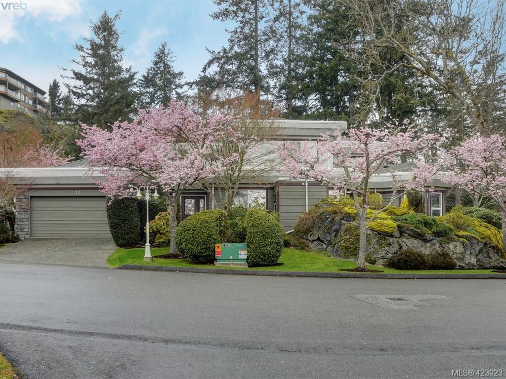 Main Photo: 12 1063 Valewood Trail in VICTORIA: SE Broadmead Row/Townhouse for sale (Saanich East)  : MLS®# 837183