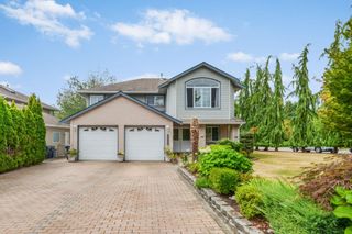 Photo 3: 2495 269A Street in Langley: Aldergrove Langley House for sale : MLS®# R2805784