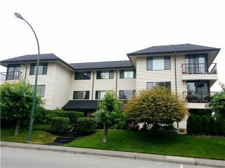 Photo 2: 203 15317 THRIFT Avenue: White Rock Condo for sale in "Nottingham" (South Surrey White Rock)  : MLS®# F1418103