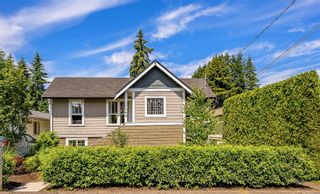 Photo 1: 443 3rd St in Courtenay: CV Courtenay City House for sale (Comox Valley)  : MLS®# 919892