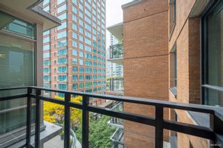 Photo 15: 902 788 RICHARDS Street in Vancouver: Downtown VW Condo for sale (Vancouver West)  : MLS®# R2822899