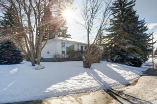 Photo 2: 4523 25 Avenue SW in Calgary: Glendale Detached for sale : MLS®# C4297579