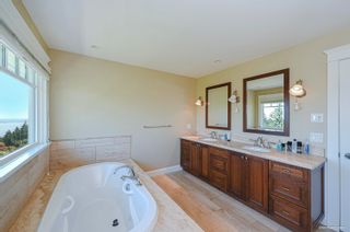Photo 16: 1444 SANDHURST Place in West Vancouver: Chartwell House for sale : MLS®# R2714016