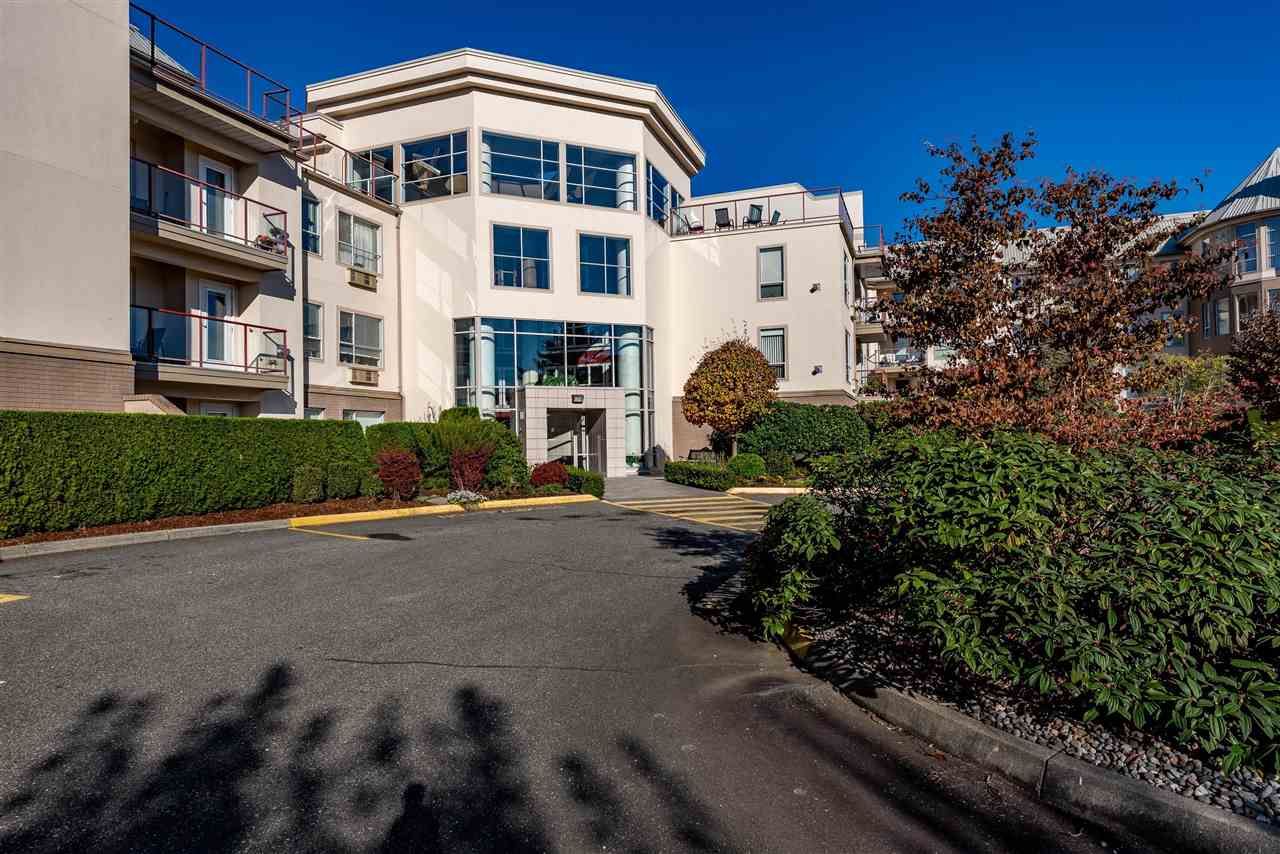 Main Photo: 102 2626 COUNTESS STREET in : Abbotsford West Condo for sale : MLS®# R2424441