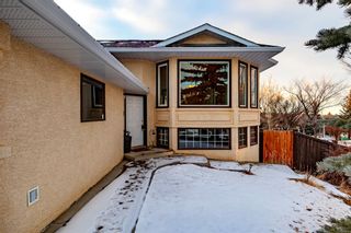 Photo 2: 303 Edgebrook Gardens NW in Calgary: Edgemont Detached for sale : MLS®# A1178040