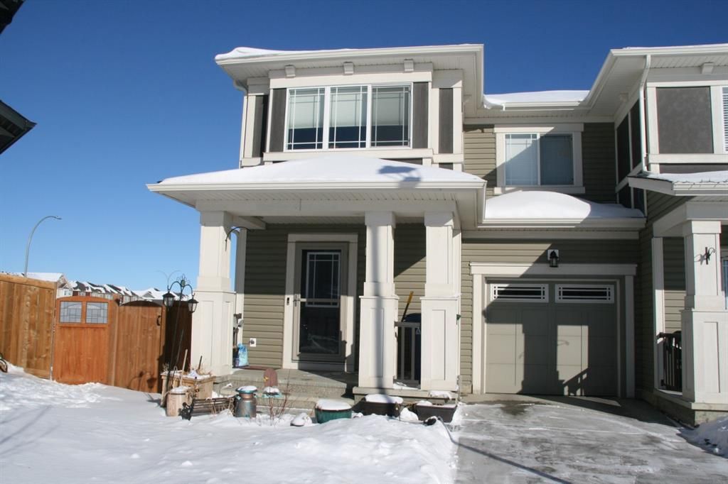 Main Photo: 117 Hillcrest Square SW: Airdrie Row/Townhouse for sale : MLS®# A1185702