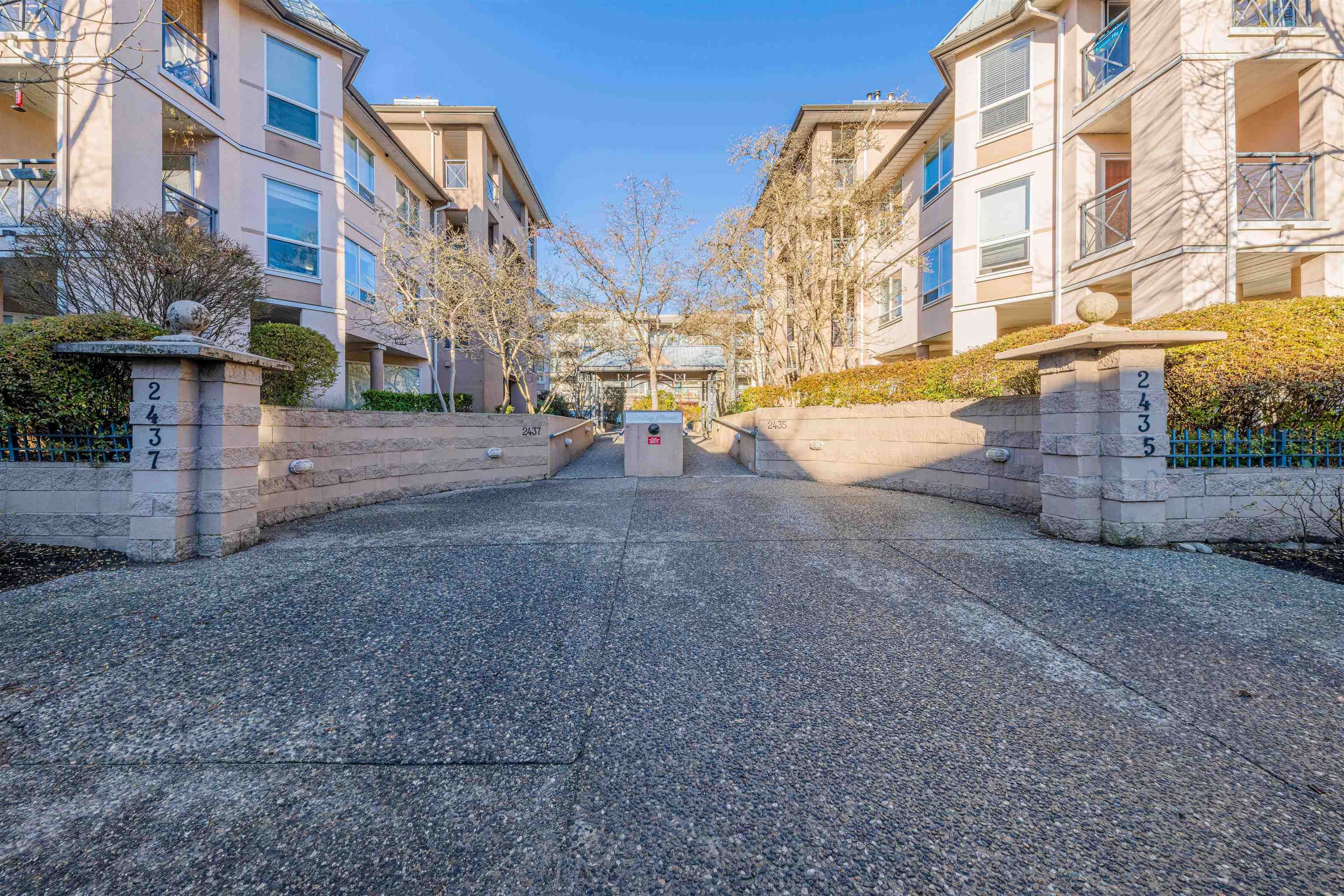 Main Photo: 210 2435 WELCHER AVENUE in Port Coquitlam: Central Pt Coquitlam Condo for sale : MLS®# R2834918