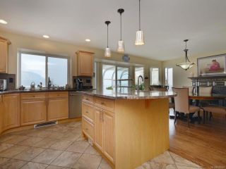 Photo 12: 461 Seaview Way in COBBLE HILL: ML Cobble Hill House for sale (Malahat & Area)  : MLS®# 795231