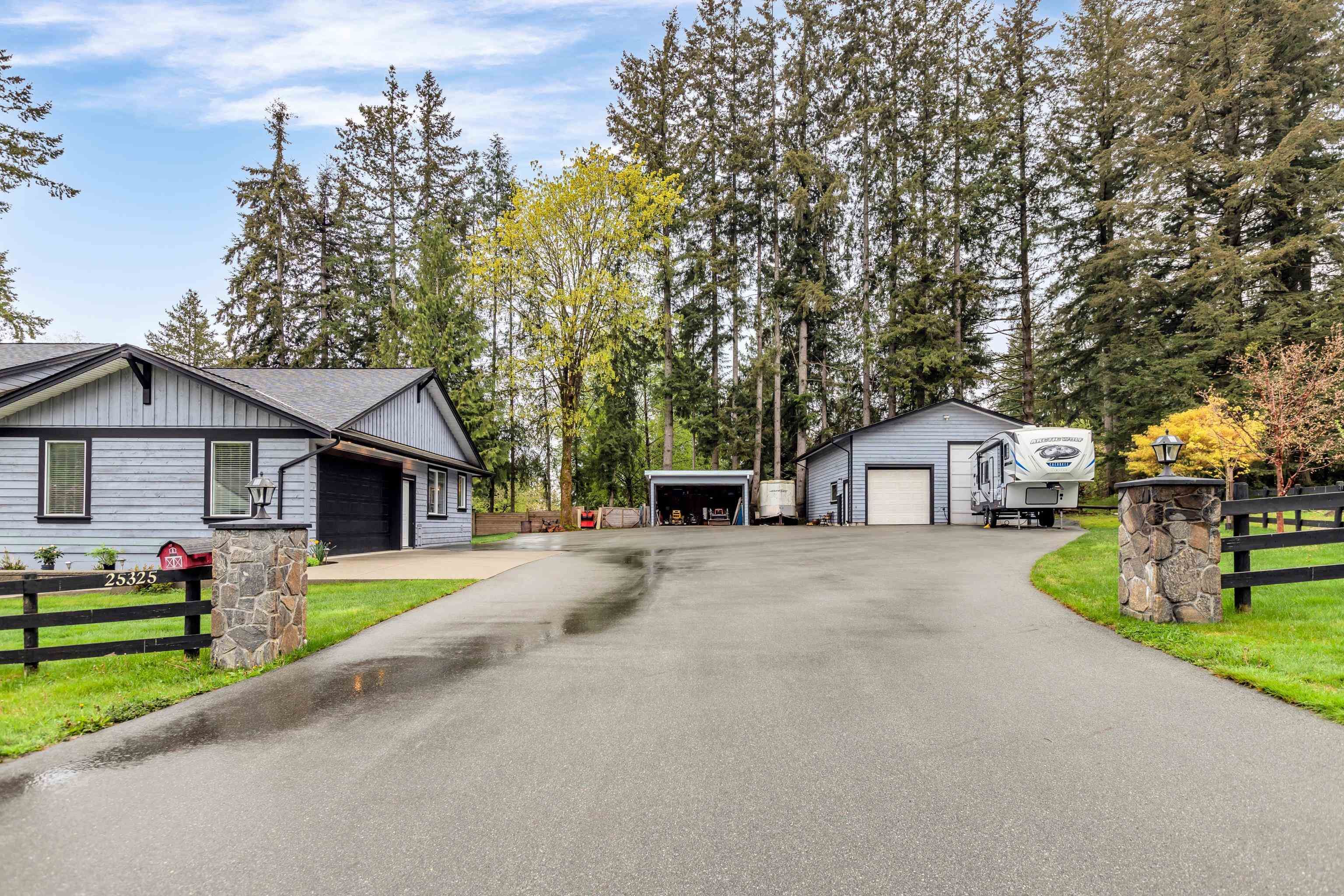 Main Photo: 25325 130 Avenue in Maple Ridge: Websters Corners House for sale : MLS®# R2684747