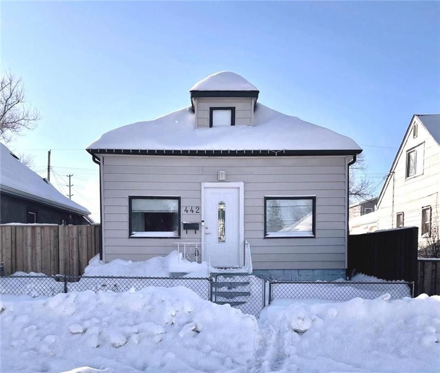 Main Photo: 442 Washington Avenue in Winnipeg: Elmwood Residential for sale (3A)  : MLS®# 202202191