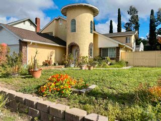 Main Photo: RANCHO PENASQUITOS House for rent : 6 bedrooms : 13011 Sundance Ave in San Diego