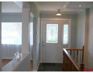 Photo 5: 9894 128TH Street in Surrey: Cedar Hills House for sale (North Surrey)  : MLS®# F2721997