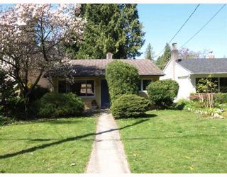 Photo 1: 1917 TATLOW Avenue in North_Vancouver: Pemberton NV House for sale (North Vancouver)  : MLS®# V764003