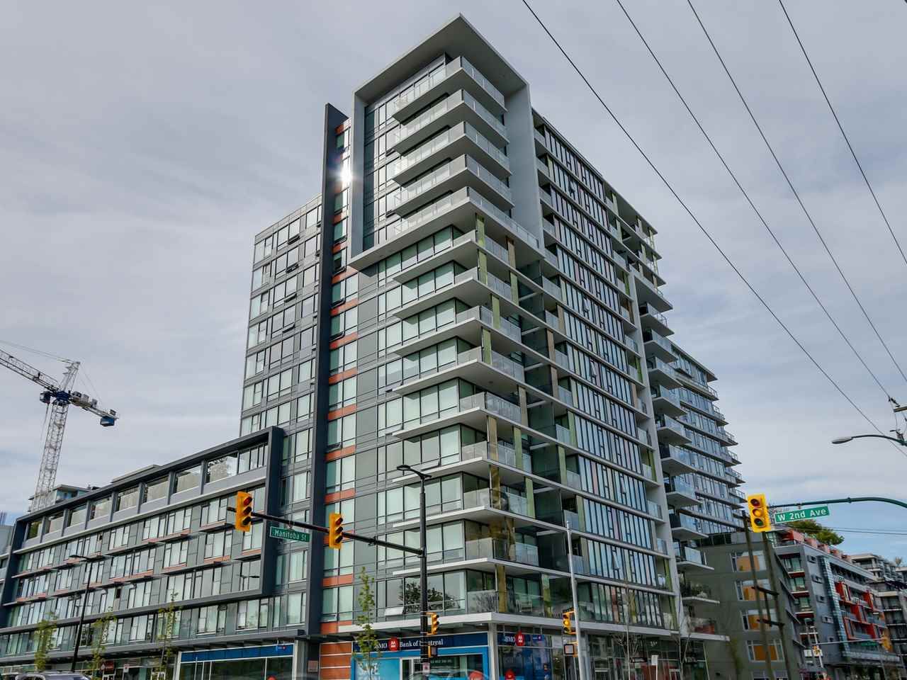 Main Photo: 221 1783 MANITOBA Street in Vancouver: False Creek Condo for sale in "Residences at West" (Vancouver West)  : MLS®# R2055907