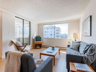Photo 5: 501 1341 CLYDE Avenue in West Vancouver: Ambleside Condo for sale in "Clyde Garden" : MLS®# R2679428