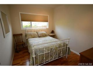 Photo 16: 931 Lavender Ave in VICTORIA: SW Marigold House for sale (Saanich West)  : MLS®# 735227