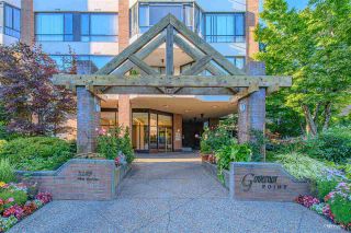 Photo 2: 404 2189 W 42ND Avenue in Vancouver: Kerrisdale Condo for sale in "Governor Point" (Vancouver West)  : MLS®# R2494656