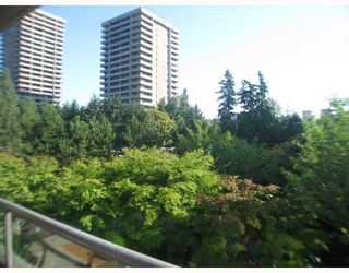 Photo 7: 301 3970 CARRIGAN Court in Burnaby: Government Road Condo for sale (Burnaby North)  : MLS®# V736775