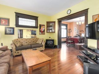 Photo 4: 4447 QUEBEC STREET in Vancouver: Main House for sale (Vancouver East)  : MLS®# R2264988