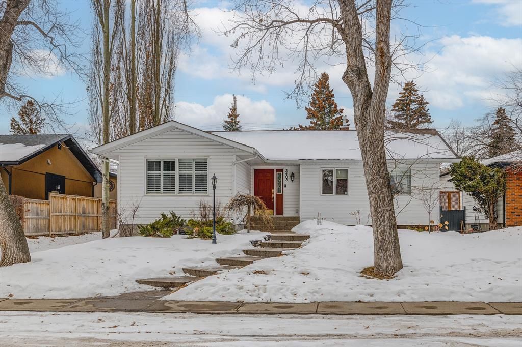 Main Photo: 3403 Caribou Drive NW in Calgary: Collingwood Detached for sale : MLS®# A2020995