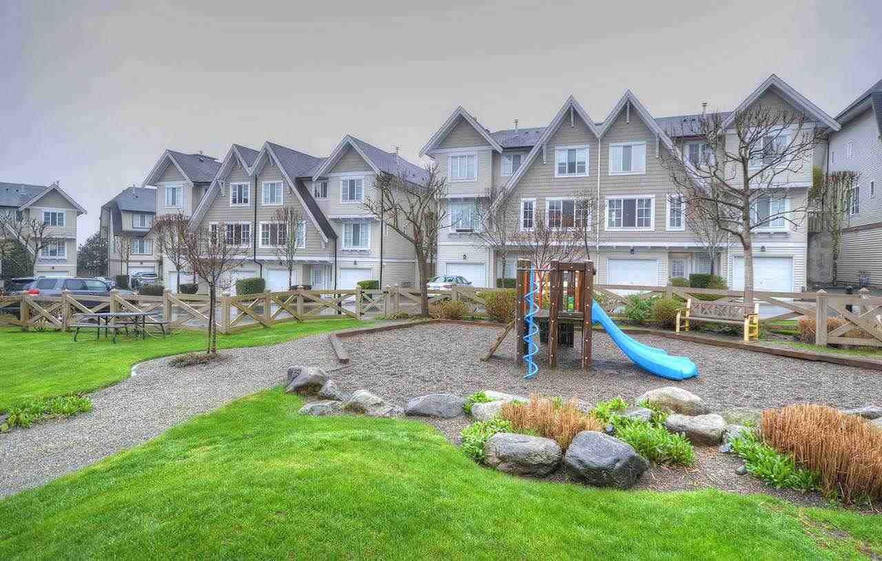 Photo 14: Photos: 87 20540 66 Avenue in Langley: Willoughby Heights Townhouse for sale : MLS®# R2257466